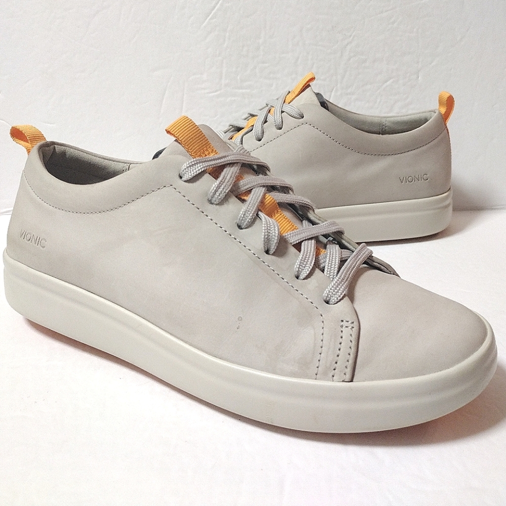 Vionic Women's Aura Paisley Lace-Up leather Cupsole Sneakers Light Grey Size 7